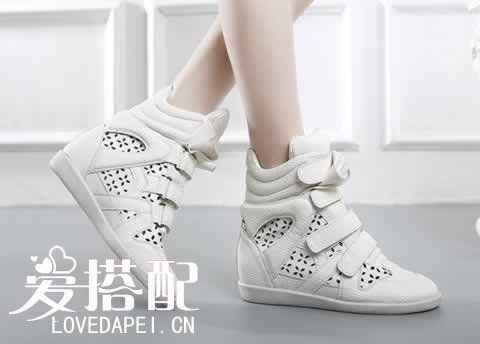 穿上内增高运动鞋,做高挑美女!